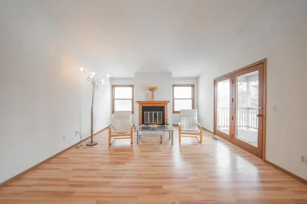 990 Kensington TRL #202, Eagan, MN 55123