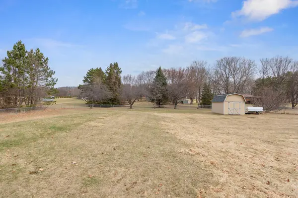 8946 81st ST NW, Annandale, MN 55302