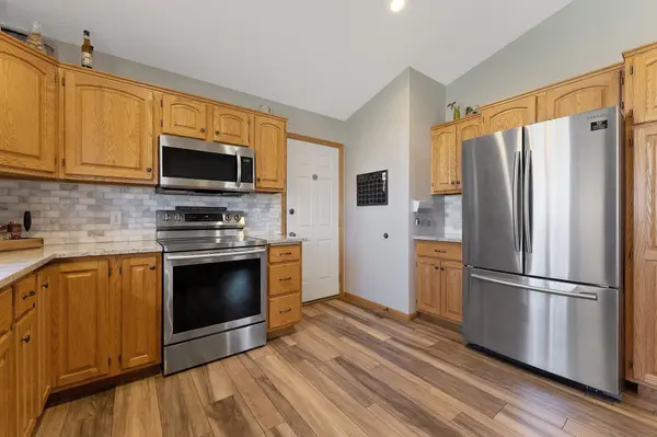 186 Thoner CT, Ellsworth, WI 54011