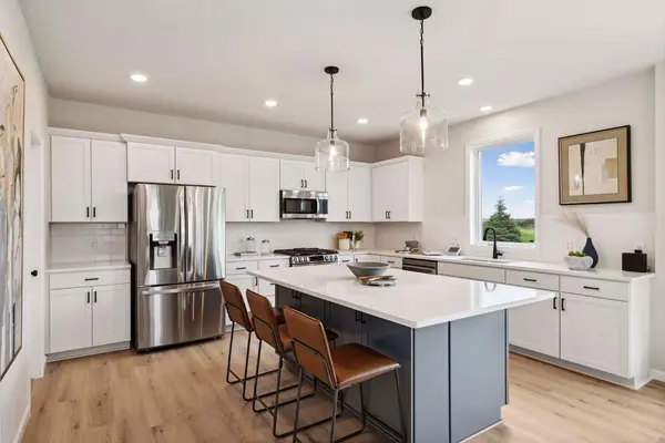 5002 Airlake Draw, Woodbury, MN 55129