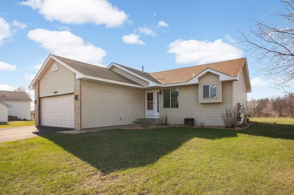 10458 287th AVE NW, Zimmerman, MN 55398
