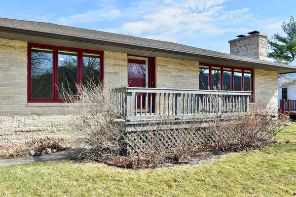 324 W Lake ST, Winona, MN 55987