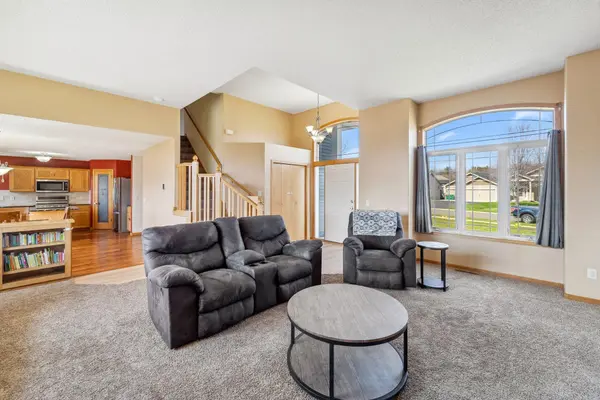 11637 77th ST NE, Otsego, MN 55301