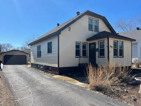 237 4th ST SW, Perham, MN 56573