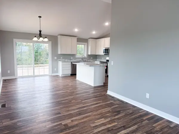 16710 Eagle Ridge CIR, Pine City, MN 55063