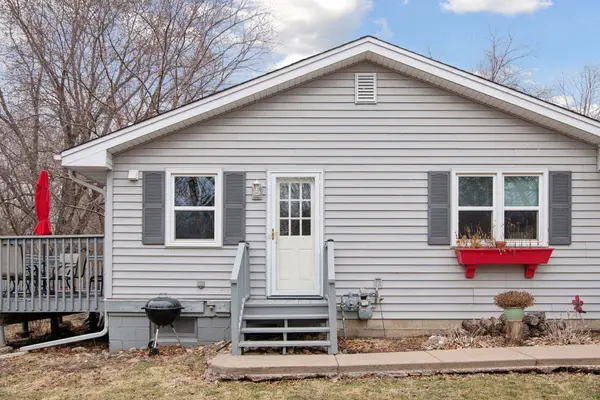 3385 Scott AVE N, Golden Valley, MN 55422