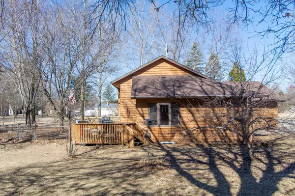 704 11th AVE NE, Little Falls, MN 56345