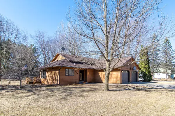 704 11th AVE NE, Little Falls, MN 56345