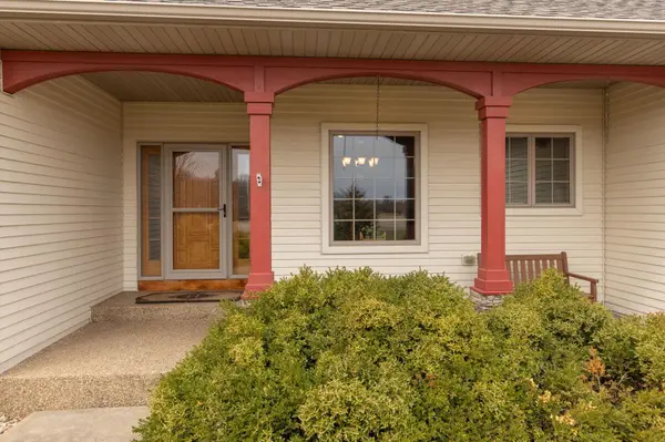 1109 36th ST NW, Austin, MN 55912