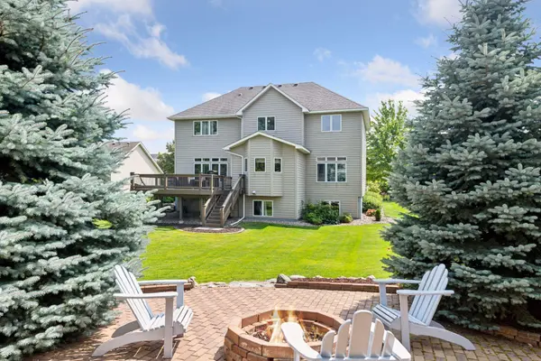 1776 Sandbar CIR, Waconia, MN 55387