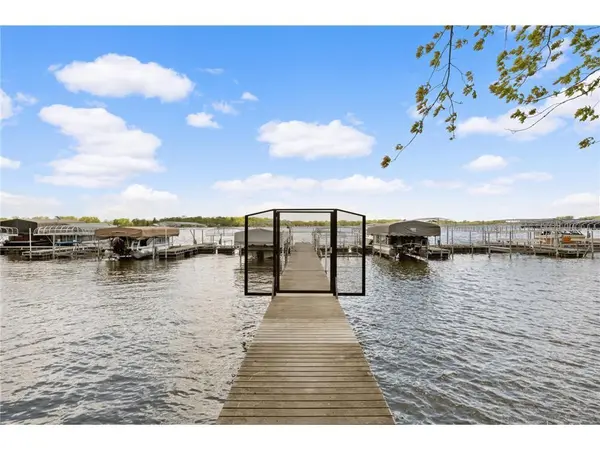 16401 Stemmer Ridge RD NW, Prior Lake, MN 55379