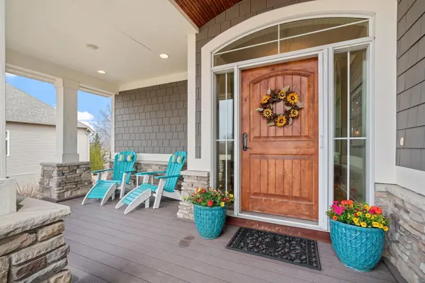 16401 Stemmer Ridge RD NW, Prior Lake, MN 55379