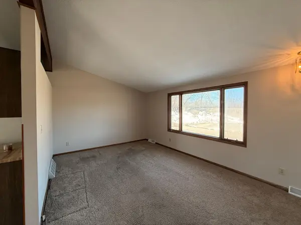528 W Sorenson AVE, Appleton, MN 56208