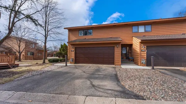 5421 Upper 147th ST W, Apple Valley, MN 55124