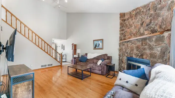5421 Upper 147th ST W, Apple Valley, MN 55124