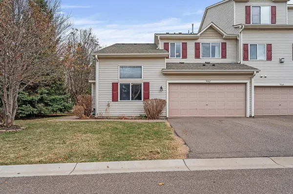 9162 Comstock LN N, Maple Grove, MN 55311