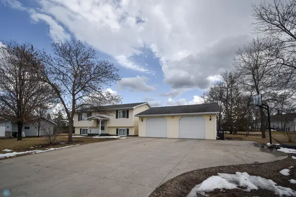 609 Broadway AVE, Detroit Lakes, MN 56501