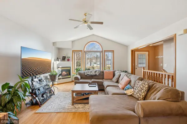 219 Bluff DR, Somerset, WI 54025