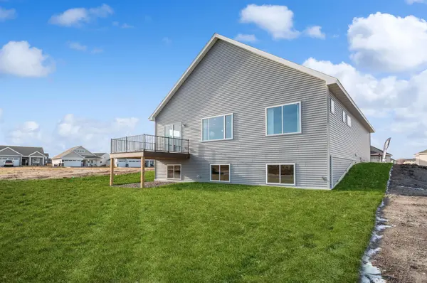 2605 Arbor DR, Buffalo, MN 55313