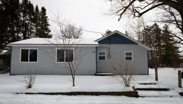 136 1st ST N, Hackensack, MN 56452