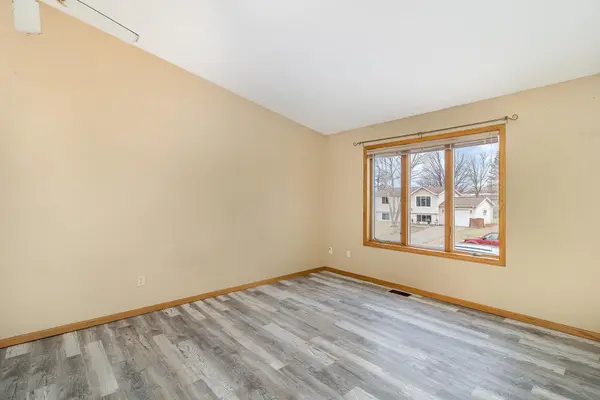 904 N 4th ST, Saint Peter, MN 56082