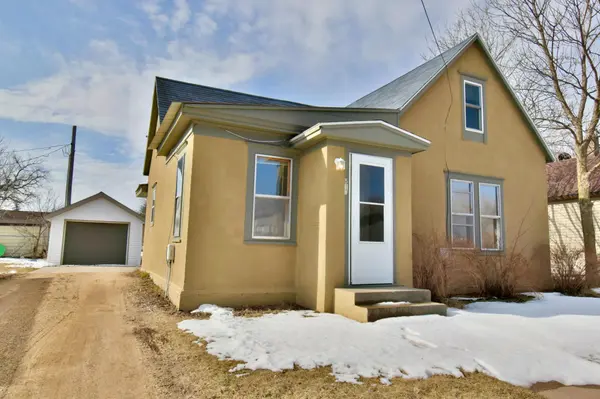 517 8th ST S,  Sauk Centre,  MN 56378
