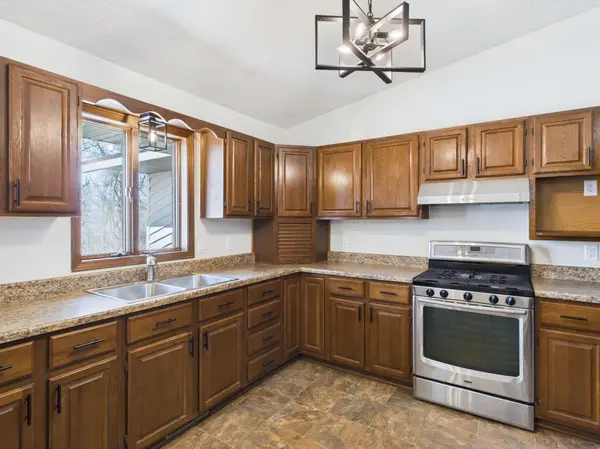 34683 Plum Hill LN Avon, MN 56310