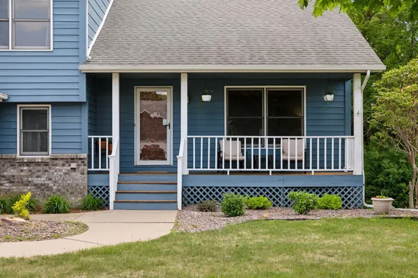 16450 Java LN, Lakeville, MN 55044