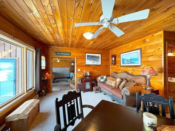 3749 Sundling RD, Greenwood Twp, MN 55790