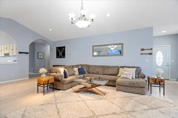 342 Roosevelt ST S, Cambridge, MN 55008