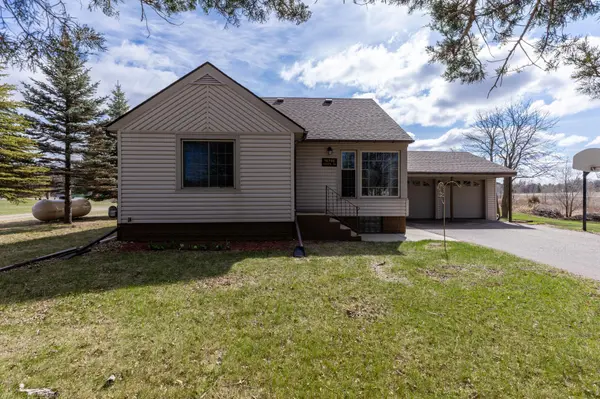 16796 Ginger RD, Little Falls, MN 56345