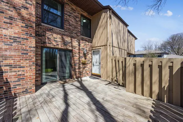 2403 Unity AVE N, Golden Valley, MN 55422