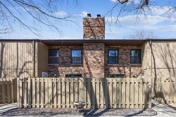 2403 Unity AVE N, Golden Valley, MN 55422