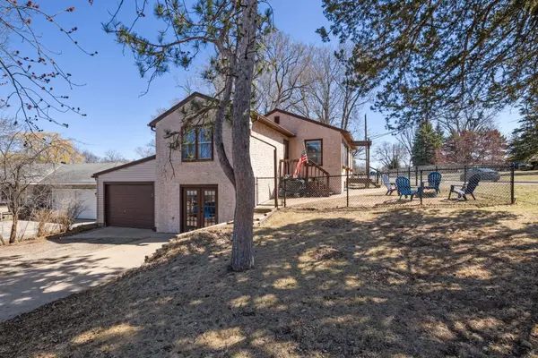 114 Mission RD W, Bloomington, MN 55420