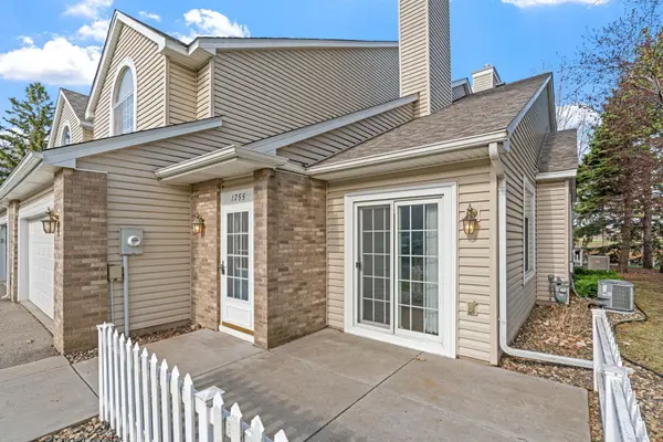 1755 Maple CT, Falcon Heights, MN 55113