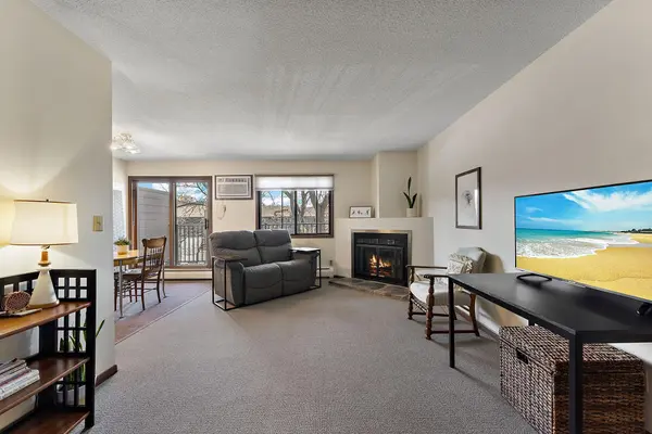 7301 W 101st ST #319, Bloomington, MN 55438
