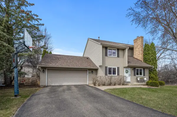 1127 Benton WAY, Arden Hills, MN 55112