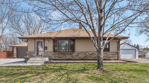 6930 Clay AVE, Inver Grove Heights, MN 55076