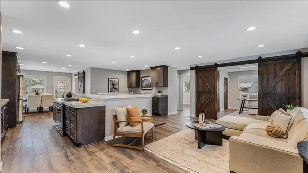 6930 Clay AVE, Inver Grove Heights, MN 55076