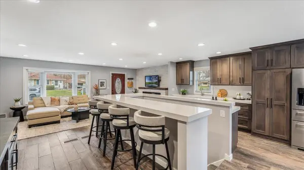 6930 Clay AVE, Inver Grove Heights, MN 55076