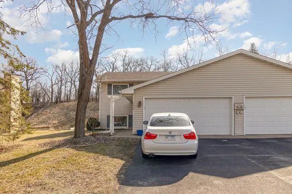 3828 Denmark AVE, Eagan, MN 55123