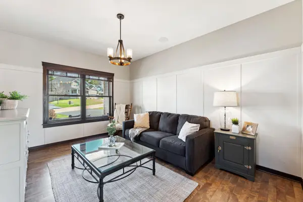 1840 White Pine CT, Stillwater, MN 55082