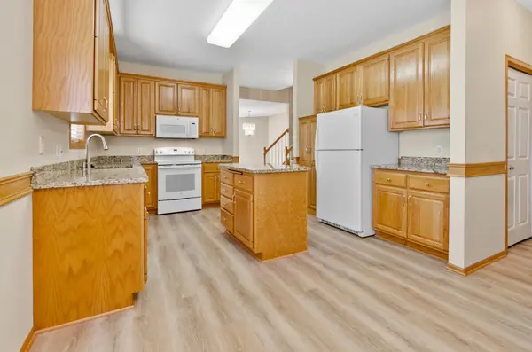 2975 Caroline CT, Little Canada, MN 55117