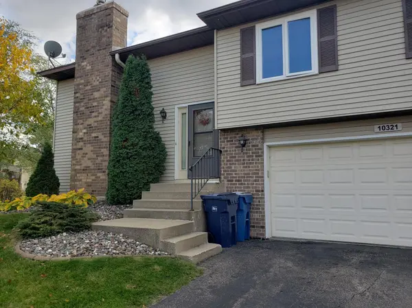 10321 Balsam LN, Eden Prairie, MN 55347