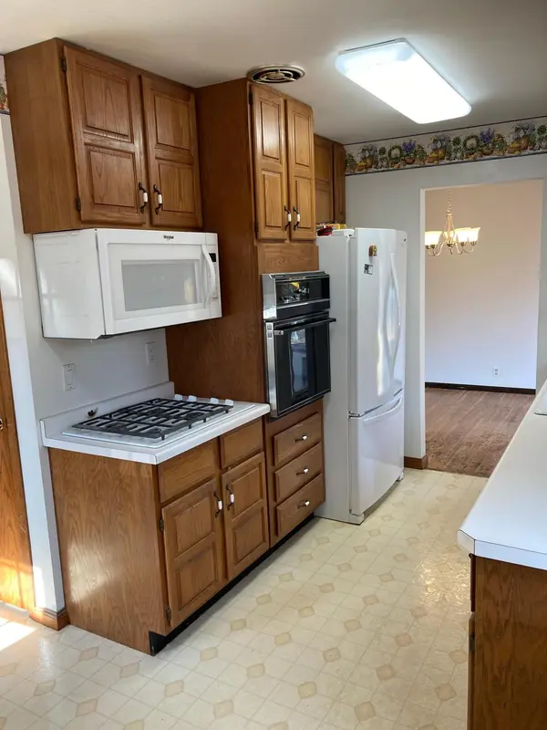 2700 112th AVE NW, Coon Rapids, MN 55433