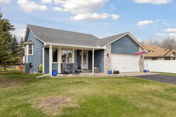 4911 108th LN NE, Circle Pines, MN 55014