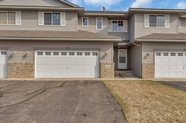 721 Independence DR, Big Lake, MN 55309