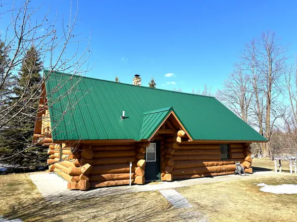 904 Winter DR NW, Baudette, MN 56623