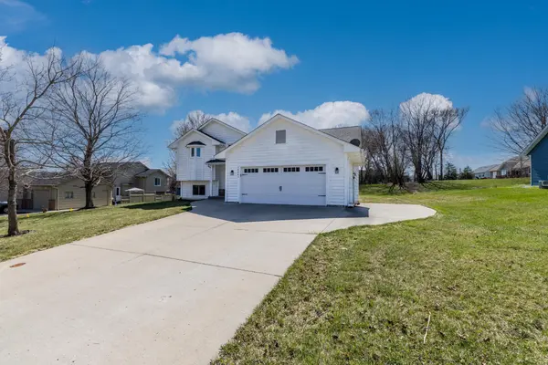 16461 Harwell AVE, Lakeville, MN 55044