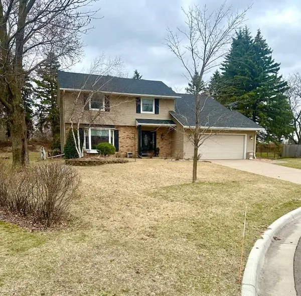 13964 Euclid CT, Apple Valley, MN 55124